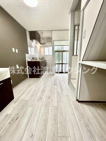 大阪市東淀川区上新庄３丁目の一戸建ての居間・リビング