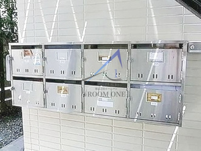 テラスリバーサイドのその他共用部分|集合ポストです。