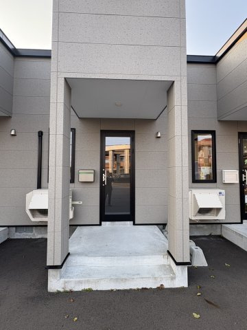 SUN EASTのエントランス