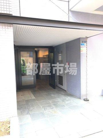 ダイヤモンドスクエア駒形のエントランス