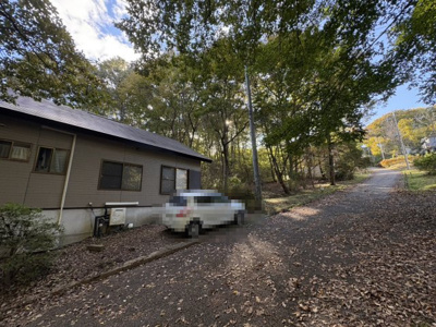 【前面道路含む現地写真】 | 【森の中の家】那須町富岡　中古住宅