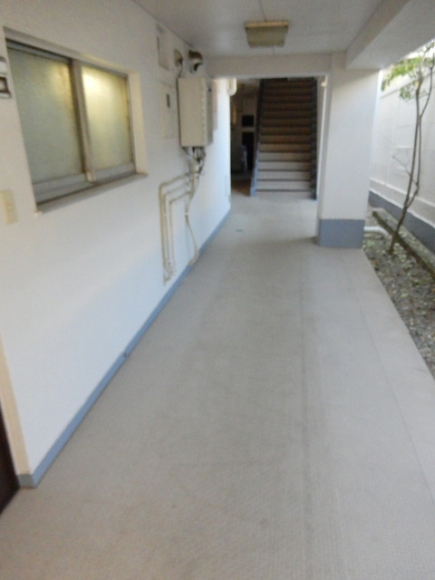 シャトー都立大のロビー|☆共用廊下☆