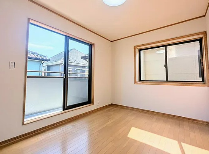【中古】鶴ヶ島市新町リフォーム中古住宅の洋室|2F南 6帖洋室です！