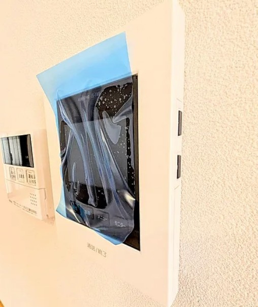 【中古】鶴ヶ島市新町リフォーム中古住宅のセキュリティ|TVモニター付きインターフォンです