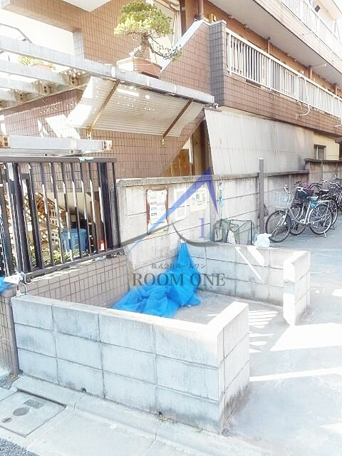 ヒルズイシダⅡのその他共用部分|敷地内ゴミ置き場です。