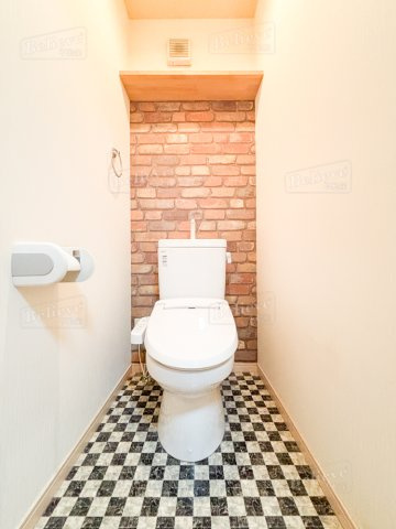 G・ROSSOのトイレ|嬉しい温水洗浄便座付き♪