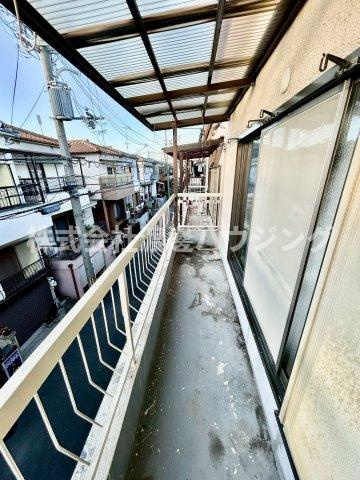 大東市緑が丘1丁目一戸建のバルコニー