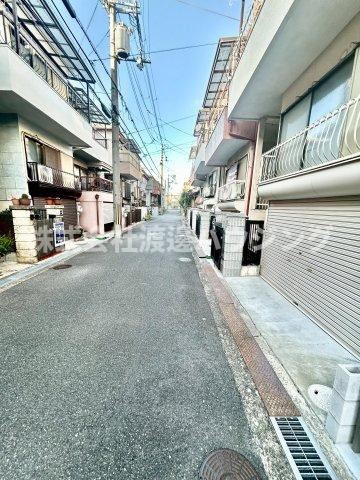 大東市緑が丘1丁目一戸建の周辺