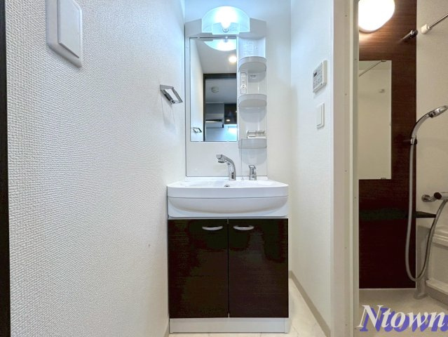 【独立洗面台】 | エステムコート名古屋黒川シャルマン | 独立洗面化粧台が付いています