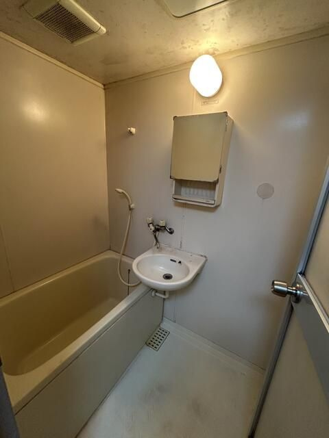 サンマリノ本牧の浴室