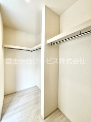 【収納】 | 掛川市沖之須 2期 新築一戸建て 2号棟 | 主寝室のウォークインクローゼット