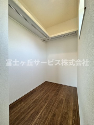 【収納】 | 静岡市清水区八千代町 新築一戸建て | 収納豊富なウォークインクローゼット