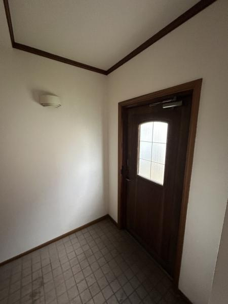 宇都宮市下小池町　４ＬＤＫ　中古住宅の洋室