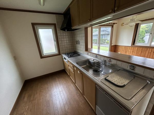 宇都宮市下小池町　４ＬＤＫ　中古住宅のキッチン