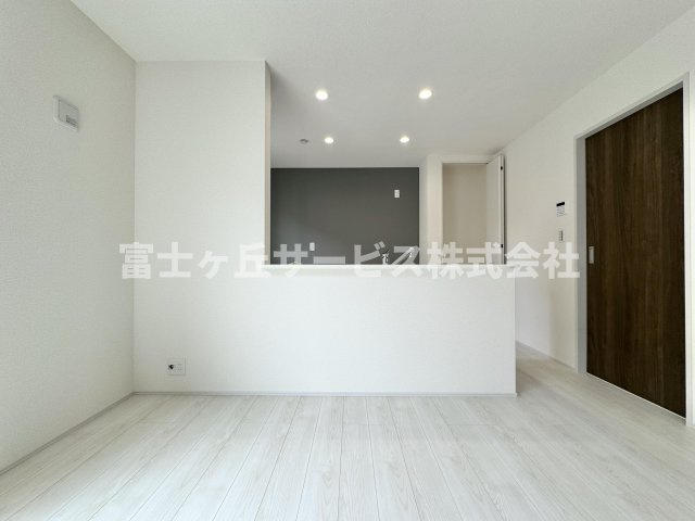【キッチン】 | 静岡市清水区三保 新築一戸建て 2号棟 | キッチン正面です