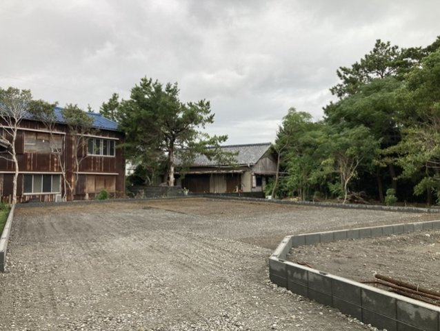 【外観】 | 静岡市清水区三保 新築一戸建て 2号棟 | 現在建築中の外観画像です。ご内覧は同じメーカーの完成物件へご案内いたしますので、いつでもご相談ください！