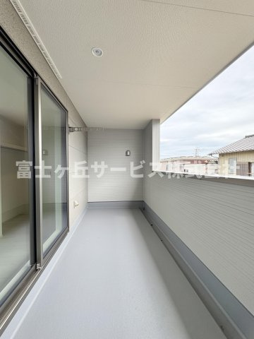 【バルコニー】 | 静岡市清水区三保 新築一戸建て 2号棟 | ルーフ付きのバルコニーです