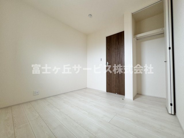 【子供部屋】 | 静岡市清水区三保 新築一戸建て 2号棟 | 子供部屋としても使える洋室です