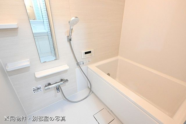 BELLA COLLINA 香椎の浴室
