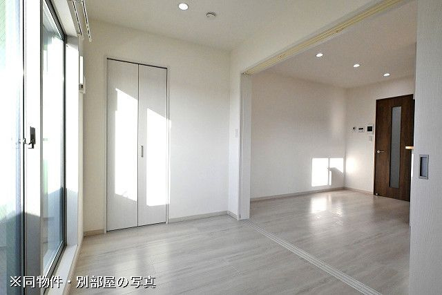 BELLA COLLINA 香椎の洋室