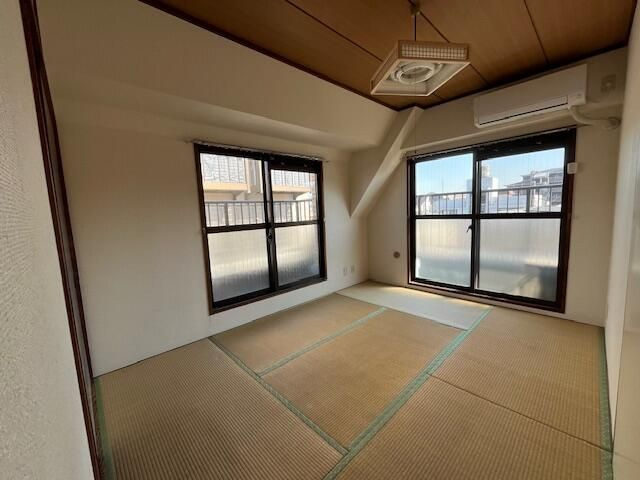 ライオンズマンション本牧の和室