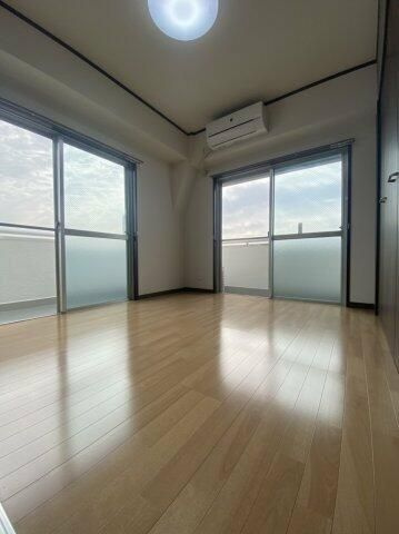 マリナーズプラザヒガシマイタの居間・リビング