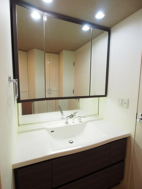 プロパレス泉ヶ丘の洗面所