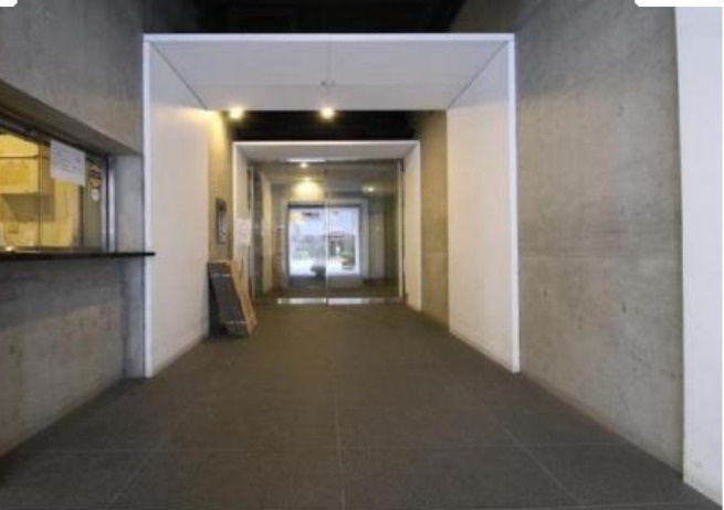 千代田区岩本町３丁目の賃貸マンションのロビー