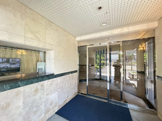 【エントランス】 | サンリヤン月の浦Ⅱ