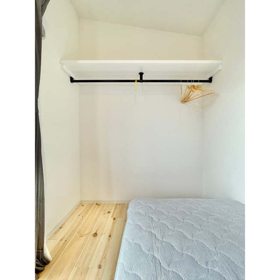 【収納】 | Ｓｕｒｆ　Ｄｅｃｋ | ☆オープンクローゼット　※モデルルーム写真