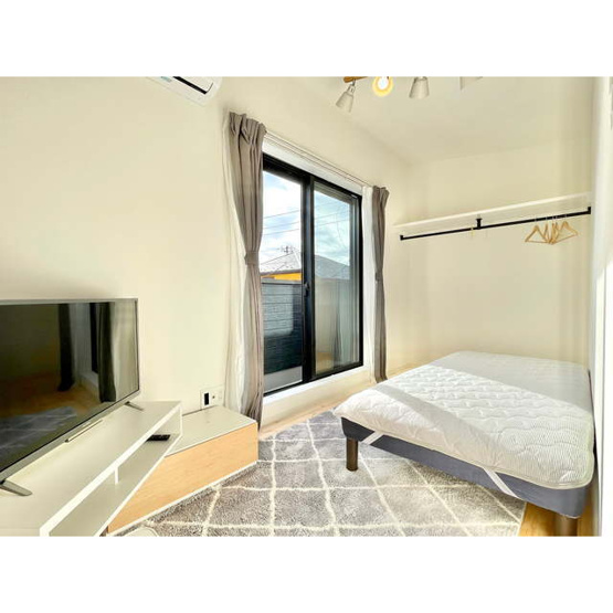 【居間・リビング】 | Ｓｕｒｆ　Ｄｅｃｋ | ☆洋室　※モデルルーム写真