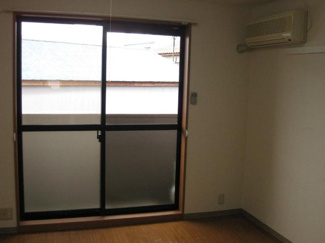 【内装】 | ジュピター | 洋室③