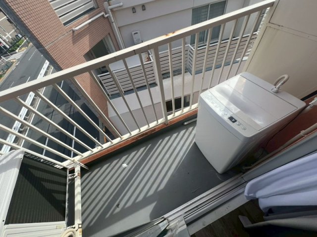 大田区田園調布２丁目の賃貸マンションのバルコニー