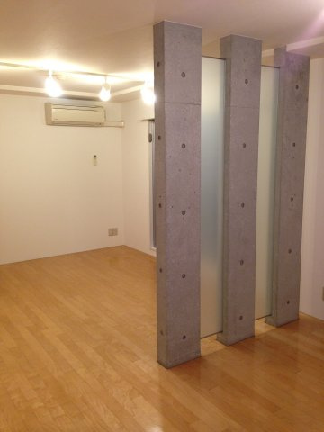 モデュロール赤坂の居間・リビング