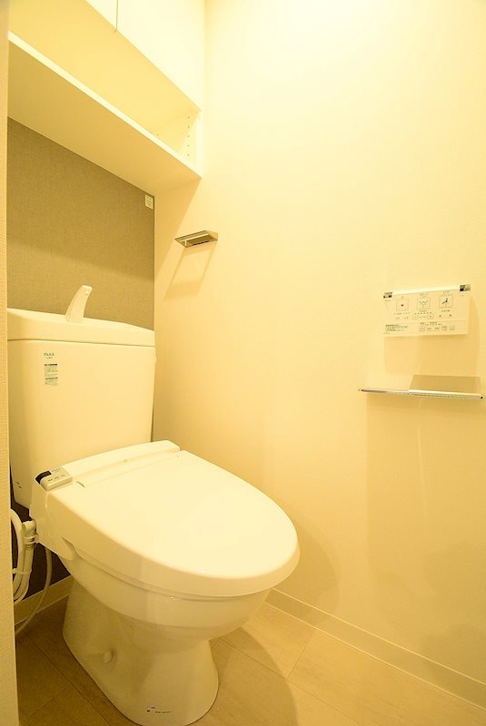 ステージファースト上野松が谷アジールコートのトイレ|※カラータイプ異なります。