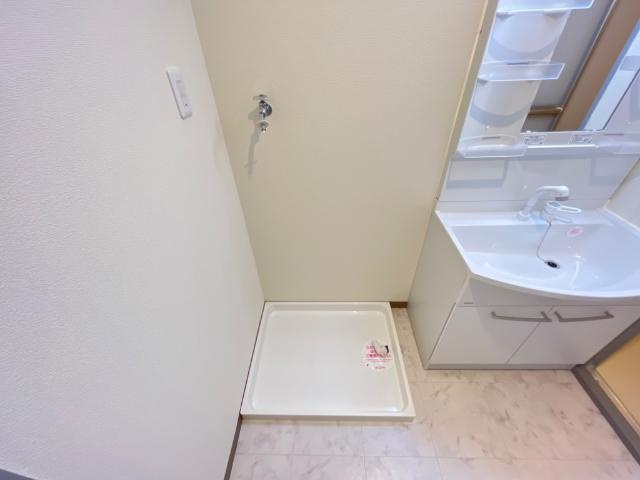 パレスさくらＢのその他|室内洗濯機置場