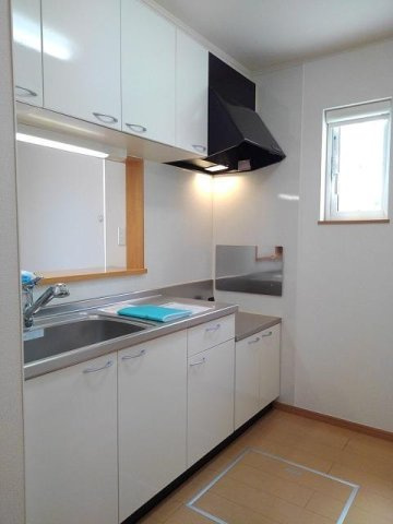 インフィニティーＣのキッチン|コンパクトなキッチンで掃除もラクラク