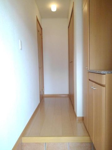 インフィニティーＣの玄関|きれいな玄関です