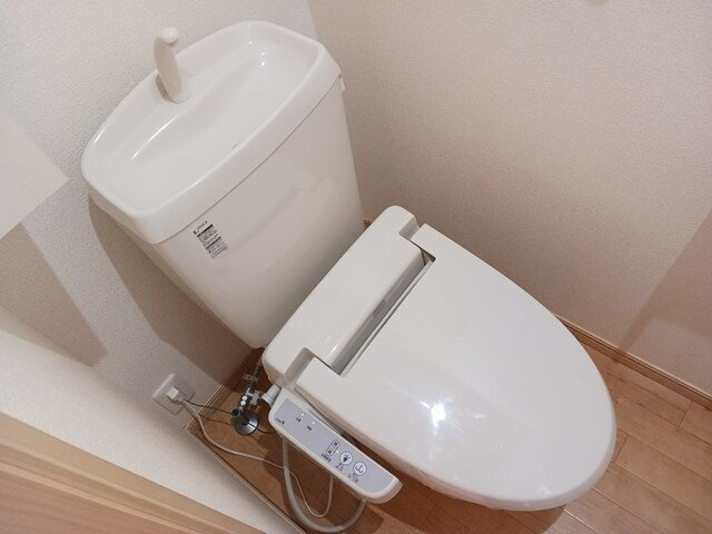 エクセル　ウイングのトイレ|落ち着いたトイレです