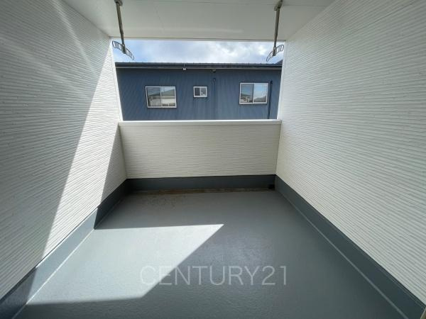 渋川行幸田第2 1号棟のバルコニー|天井付きバルコニー