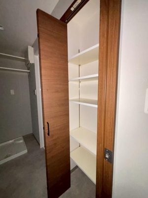 【洗面所】 | ＲＥＧＡＬＯ | 収納（写真は同タイプの別のお部屋の物です