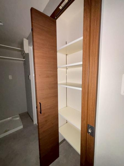 【洗面所】 | ＲＥＧＡＬＯ | 収納（写真は同タイプの別のお部屋の物です