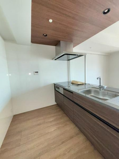 【キッチン】 | ＲＥＧＡＬＯ | 写真は同タイプの別のお部屋のものです。