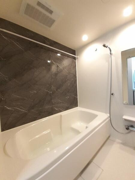 シエン　フルール　Ｄの浴室