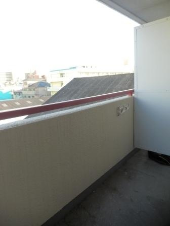 メゾンルリエルのバルコニー|★ベランダ広いです★