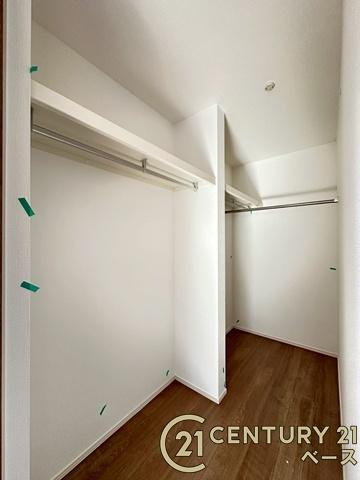 ファーストタウン小吉田 ／新築一戸建の収納|■現地撮影写真■冬物のコートや季節のものなどたくさんしまえる広さ！
