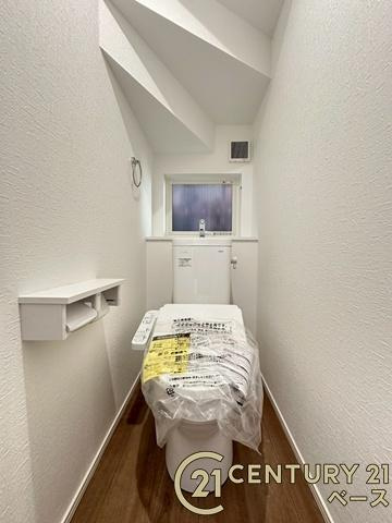 ファーストタウン小吉田 ／新築一戸建のトイレ|■現地撮影写真■１・２階ともに清潔感ある綺麗なお手洗を完備！
