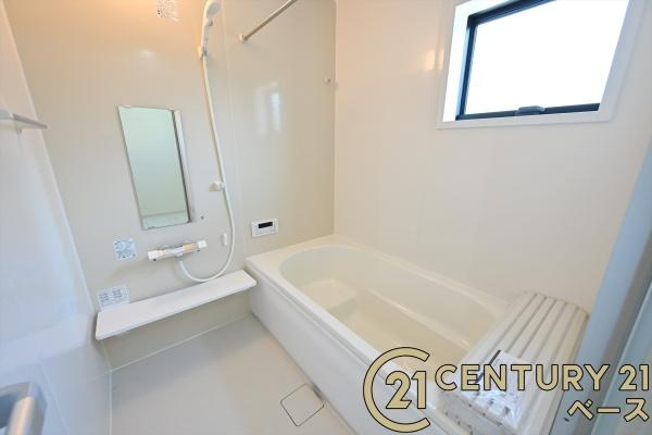 リーブルガーデン東九条町 ／新築一戸建の浴室|■ゆったりしたサイズの浴室です！足を伸ばしての入浴は疲れも癒してくれます！■