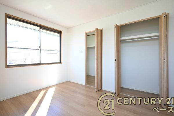 桜井市大福　一戸建の収納|■現地撮影写真■全居室に広々収納スペース完備！