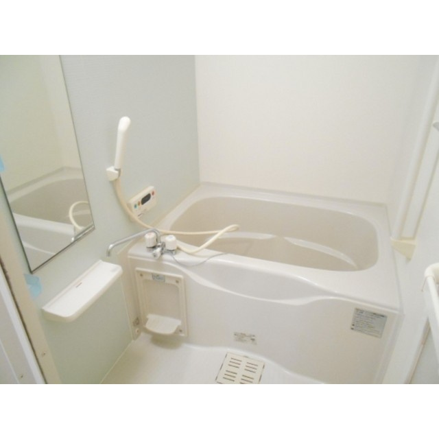 クロスローズ参番館の浴室